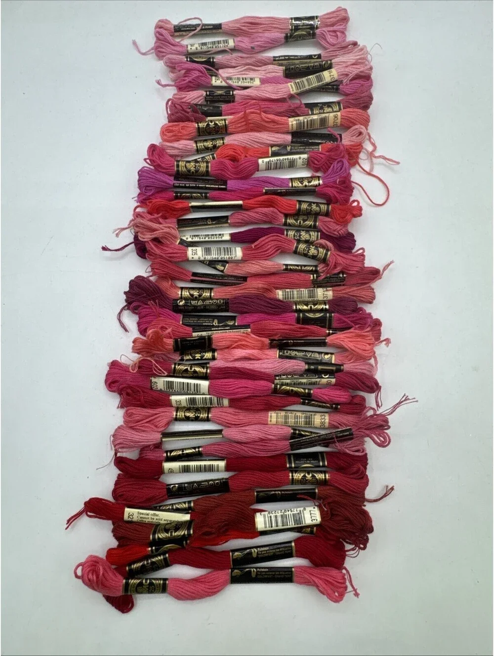 Huge Lot Over 600+ DMC EMBROIDERY FLOSS Skeins Assorted Colors, Case, Cards